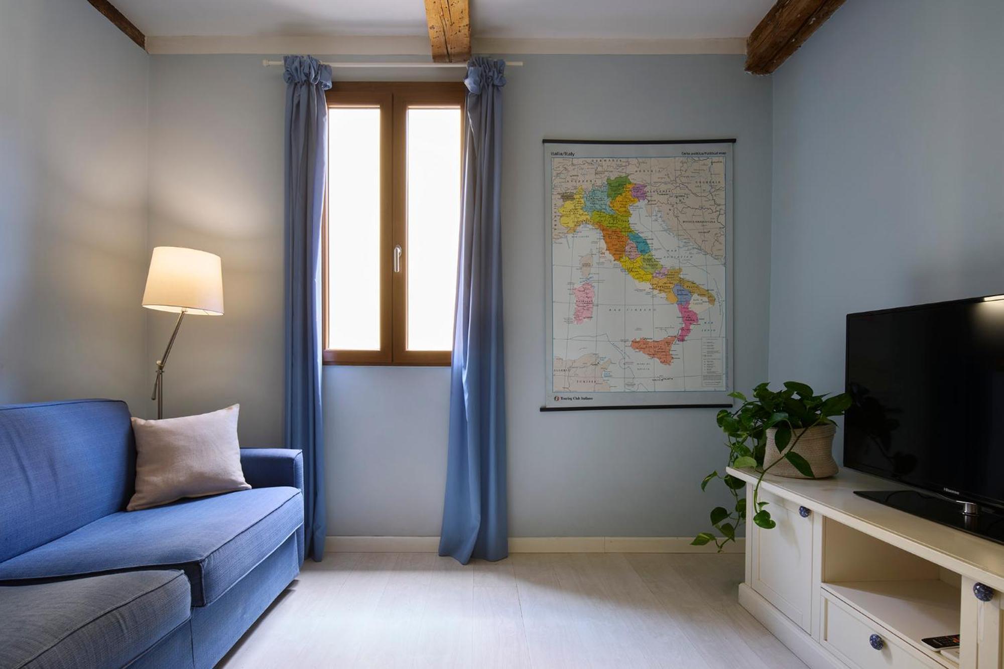 Panicale Blue Historic 1Br Stay Near Medici Chapels & Mercato Centrale フィレンツェ エクステリア 写真